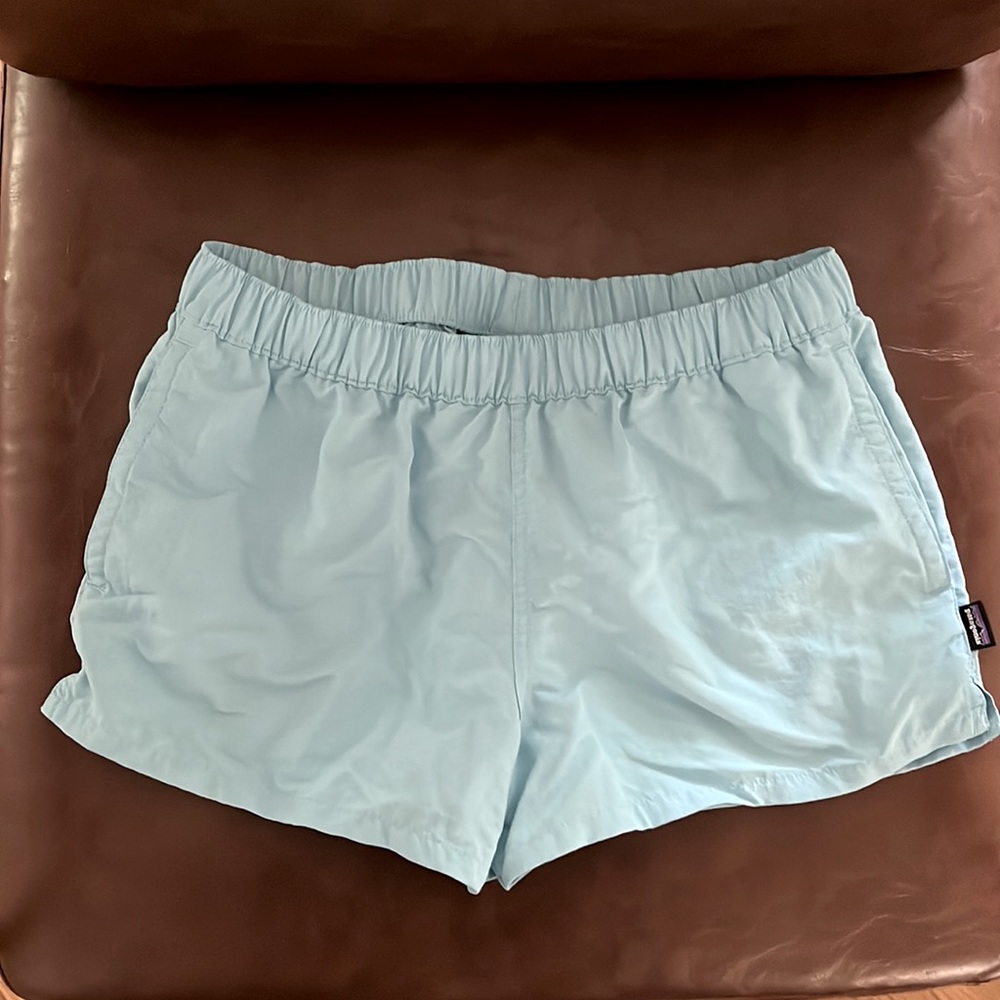 Patagonia shorts size medium